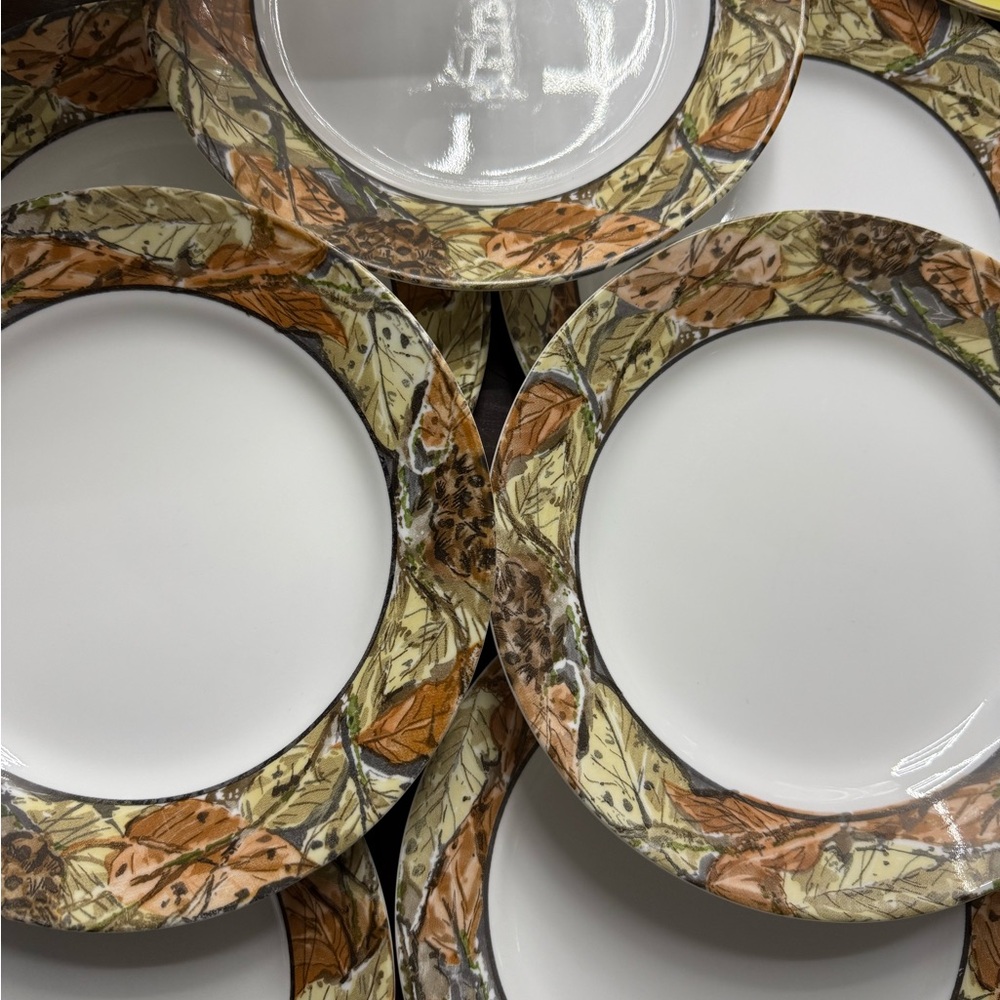 Corelle Woodland Leaves Lot of 9 Luncheon Plates 8 1/2" Diameter